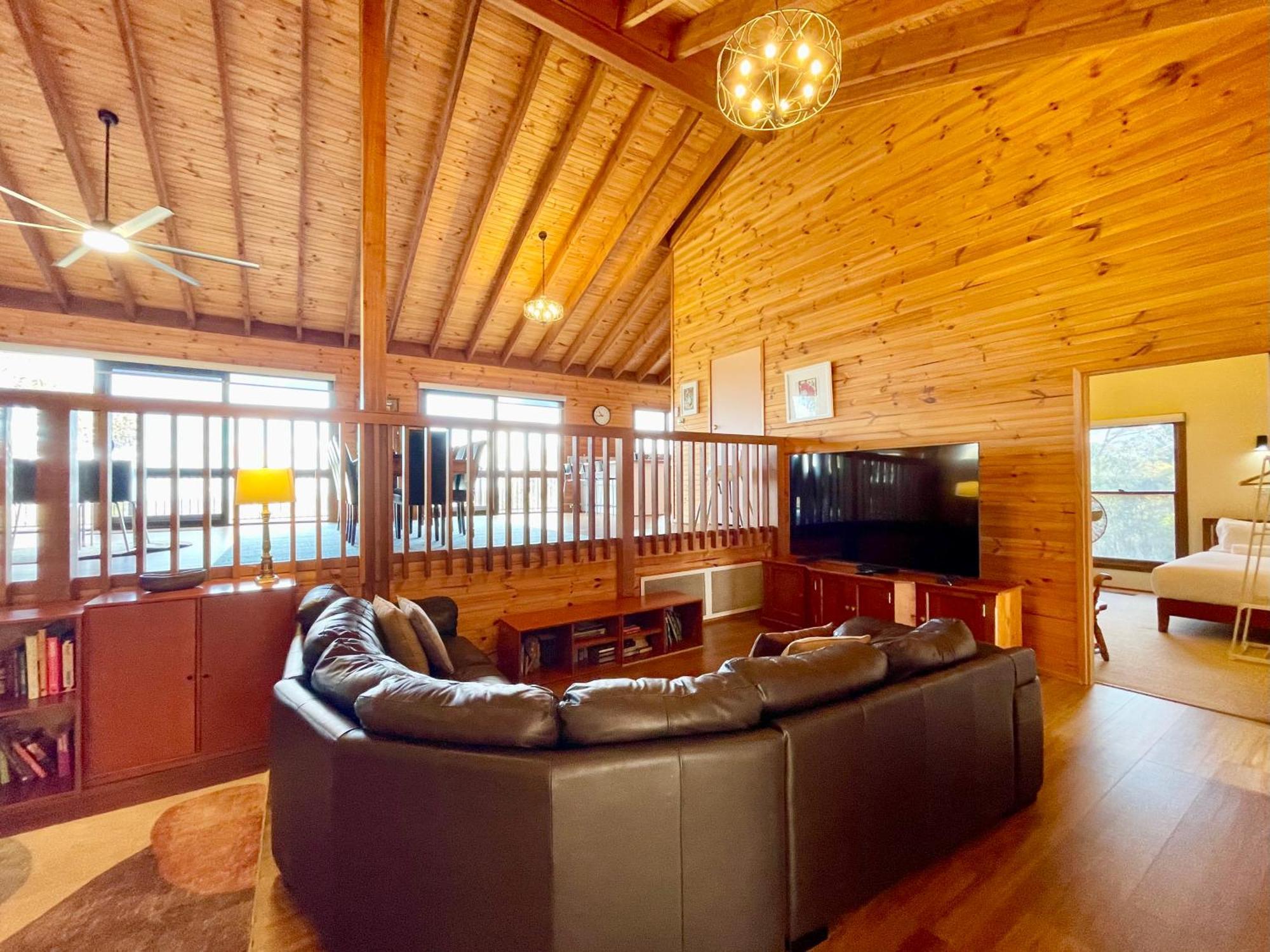 Treetops Retreat Holiday home *