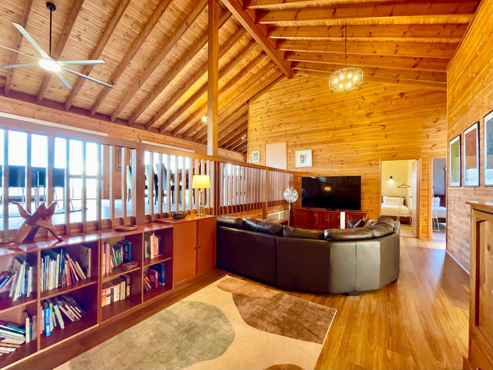 Treetops Retreat