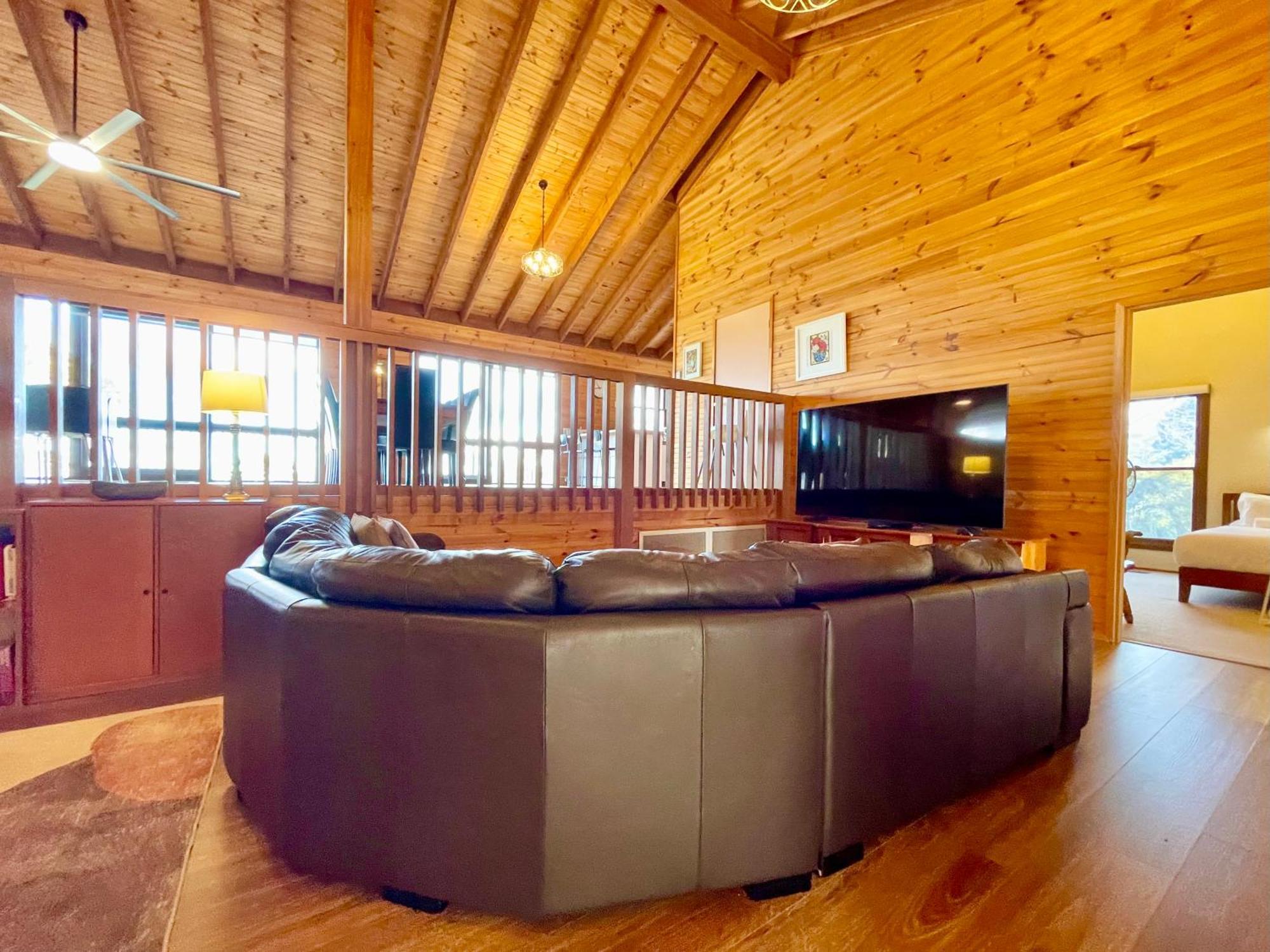 Holiday home Treetops Retreat