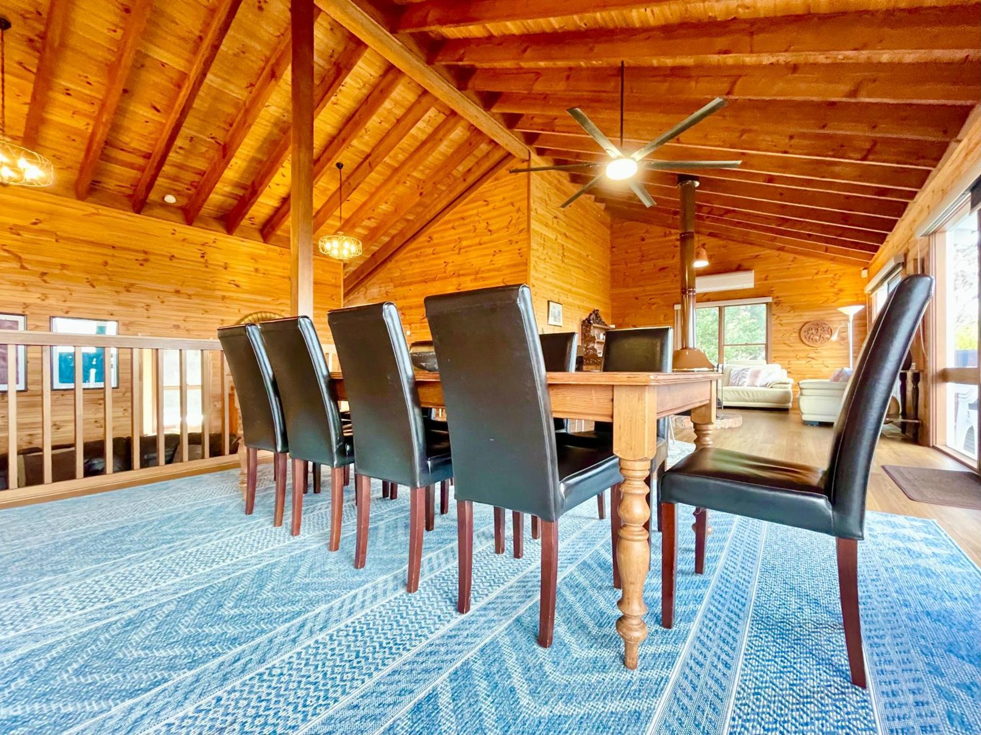 Treetops Retreat Holiday home *