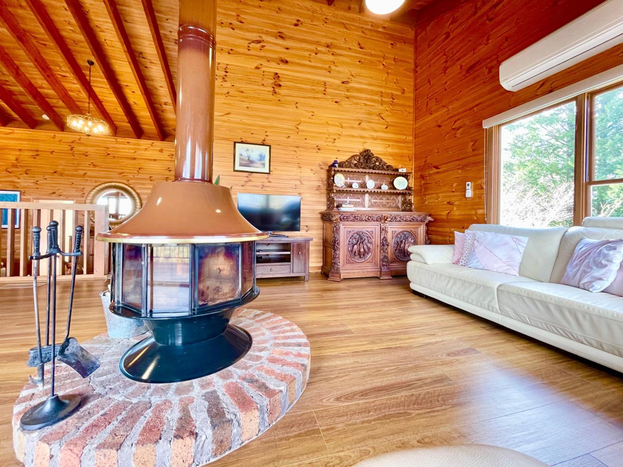 Treetops Retreat Holiday home Katoomba