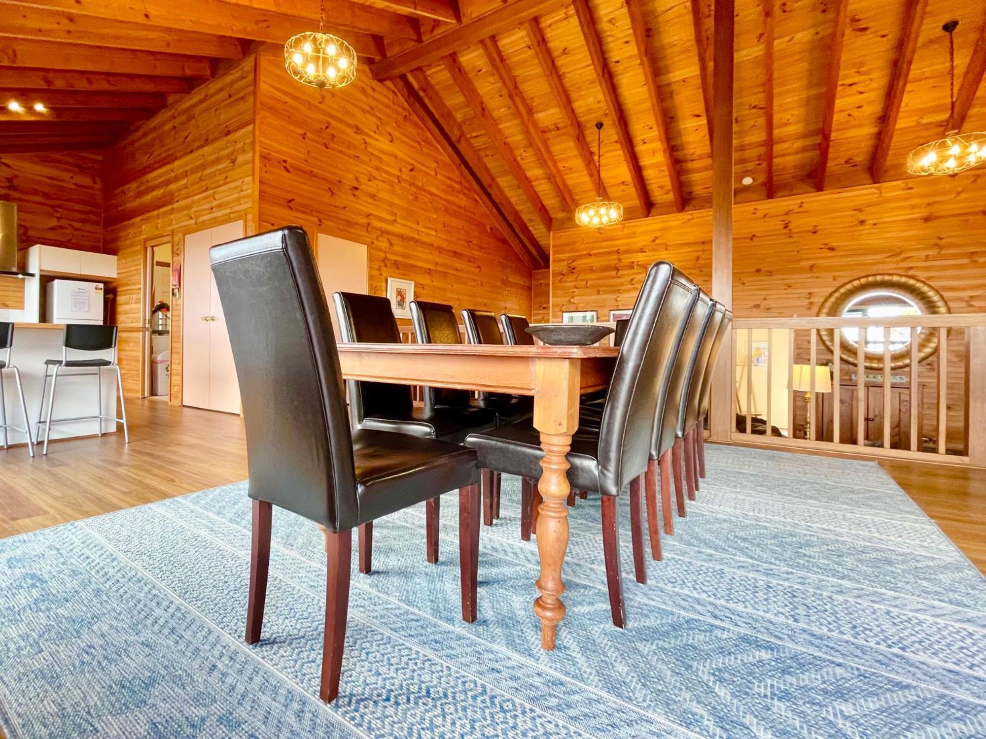 Treetops Retreat Holiday home *